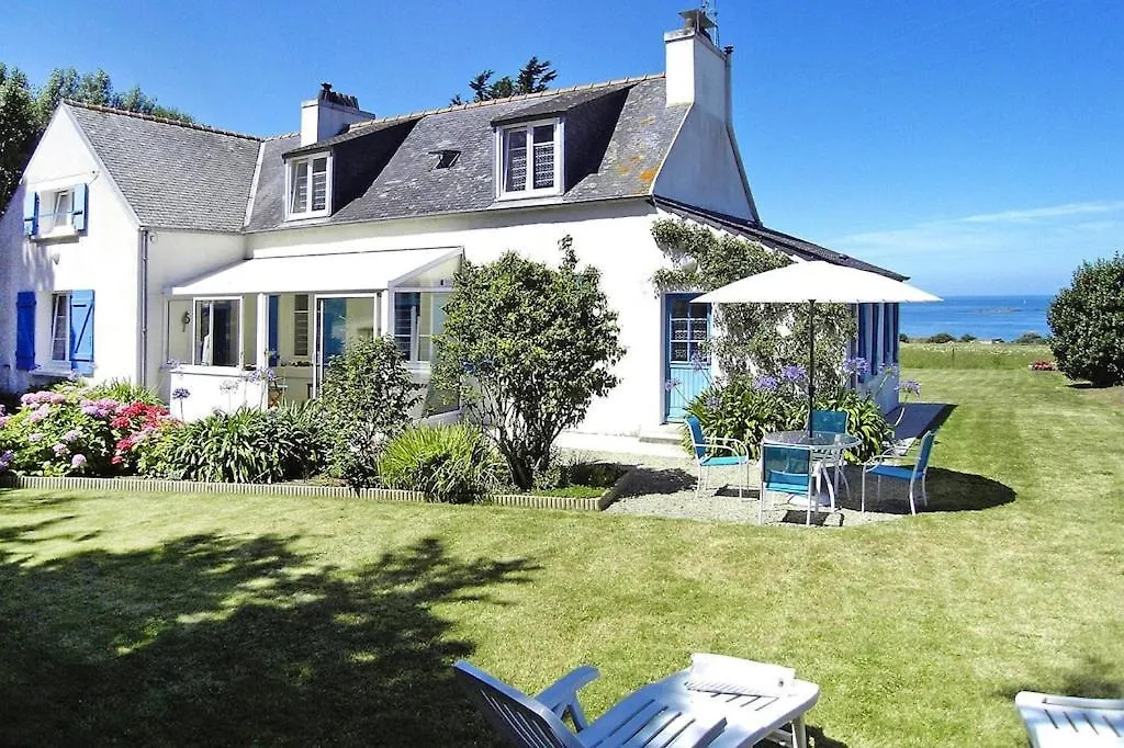 Charming Holiday Home With Sea View, Plougasnou Saint-Jean-du-Doigt 0*,  France